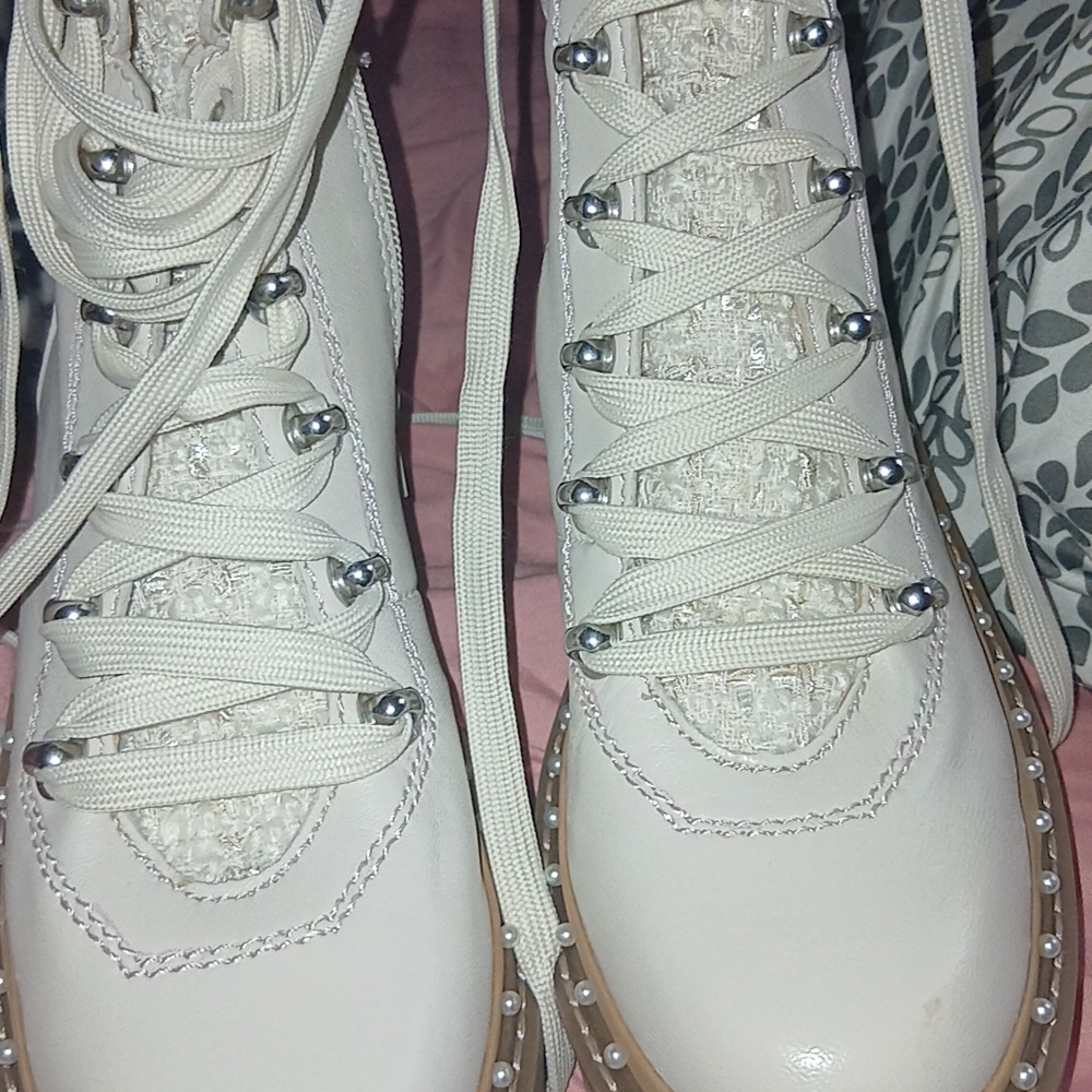 Steve Madden Cream Lace-Up Boots with Sturdy Sole